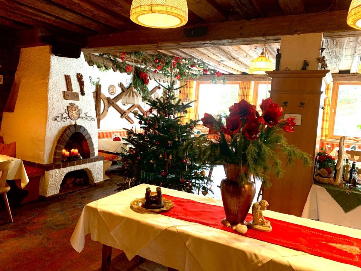 Pension Nina & Gasthof Alpenrose Gschnitz ภายนอก รูปภาพ